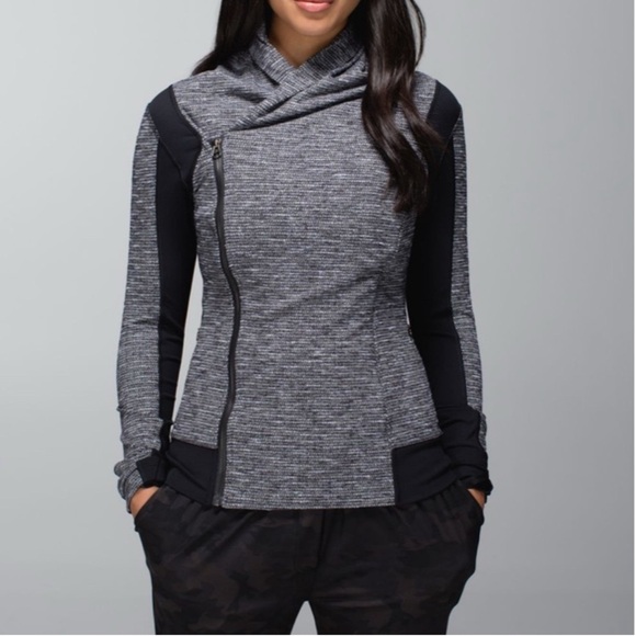 LULULEMON Bhakti Coco Pique Black Size 6 Double Zip Wrap Yoga Fitted Thumbholes - Picture 1 of 16